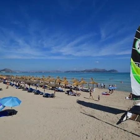 Apartamento Con Terraza Cerca Del Mar Apartment *
